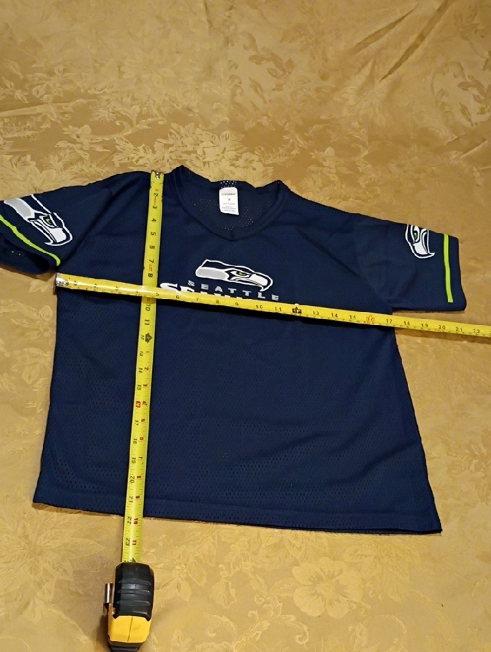 NFL Seattle Seahawks Navy Kids Football Jersey Top Size M